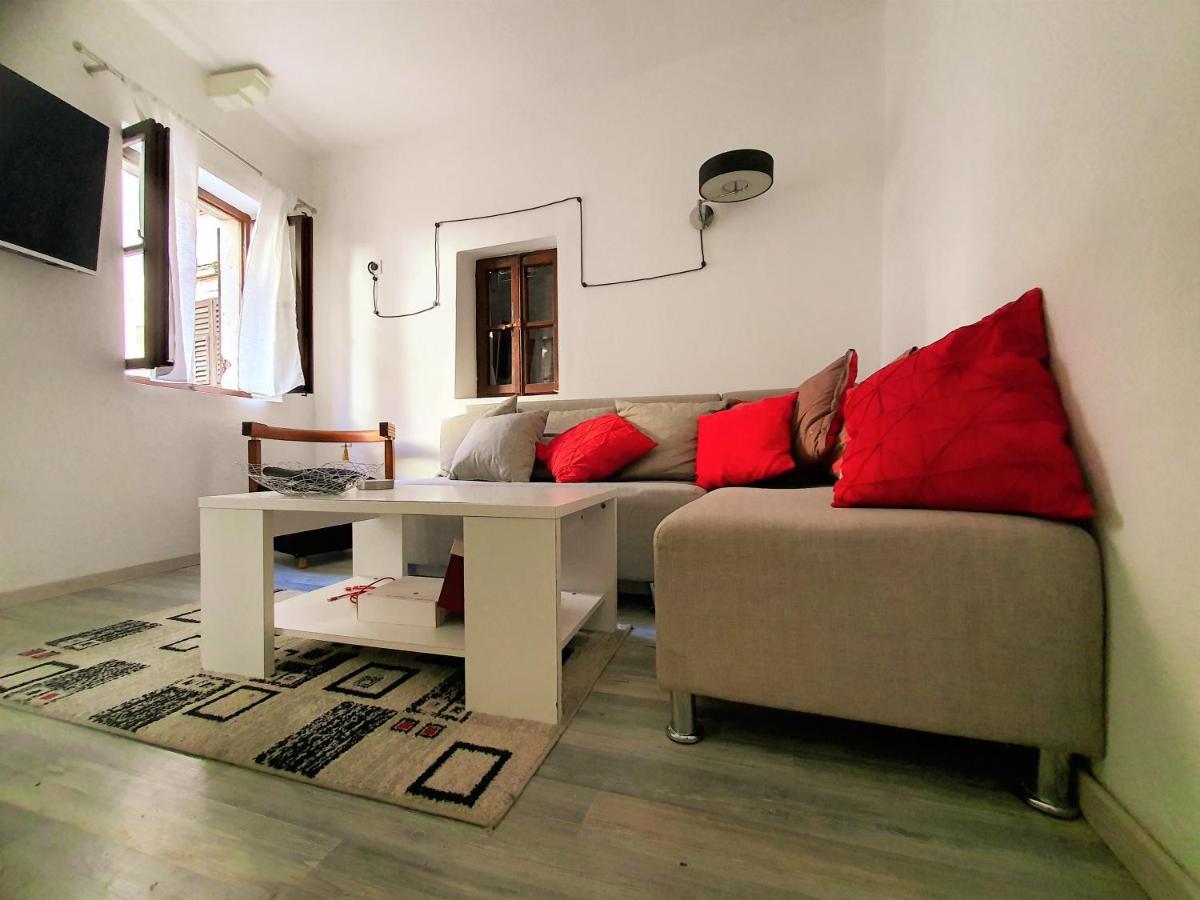 St.Tripun Apartment Котор Екстер'єр фото