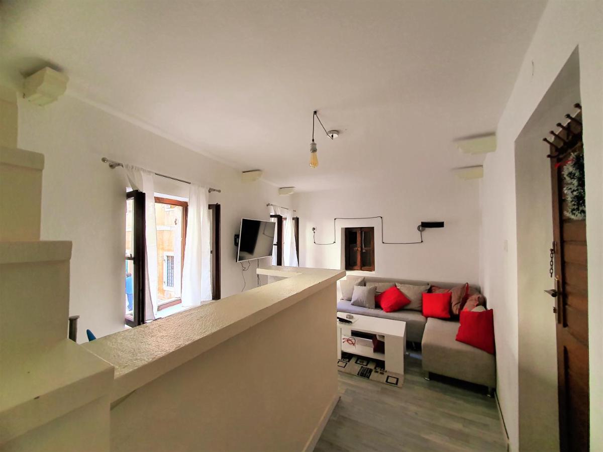 St.Tripun Apartment Котор Екстер'єр фото